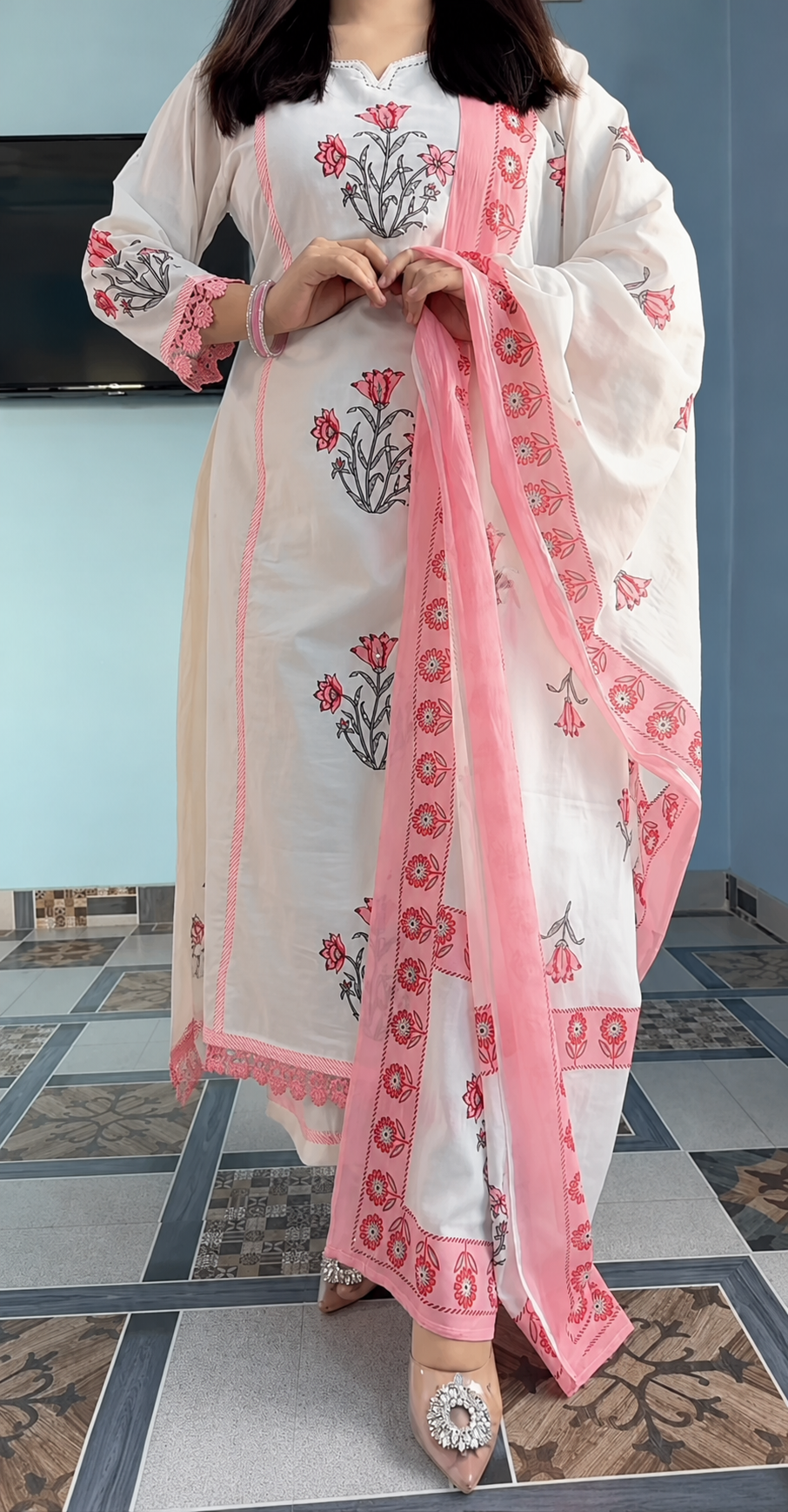 Elegant Blush Pink Floral Printed Cotton Suit Set with Dupatta