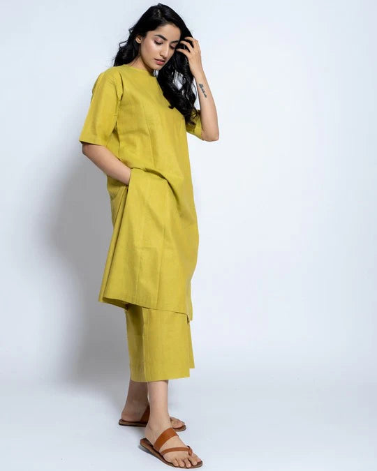 Women Solid Cotton Kurta Set