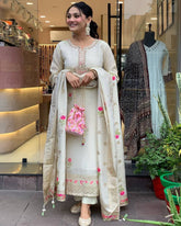 Off-White Designer Kurta Pent And Dupatta Set