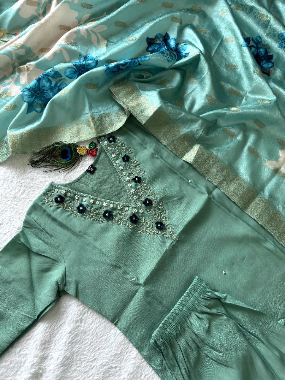 New Beautiful Hand Work Designers Kurta Pent Dupatta Set